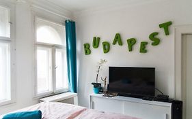 Queen Bed Central Budapest